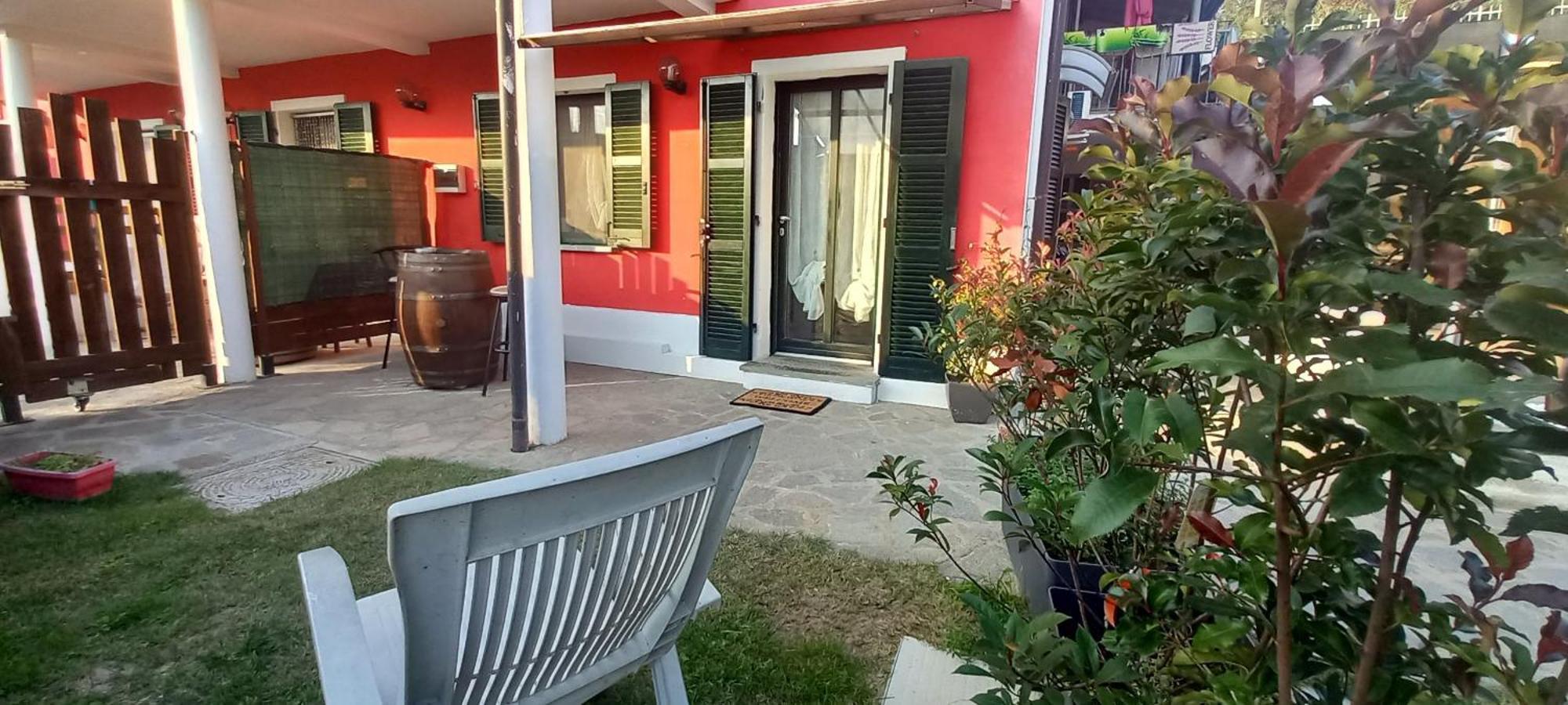 Casa Appartamento Vacanze La Fermata Delle Rondini Castello di Annone Exteriér fotografie