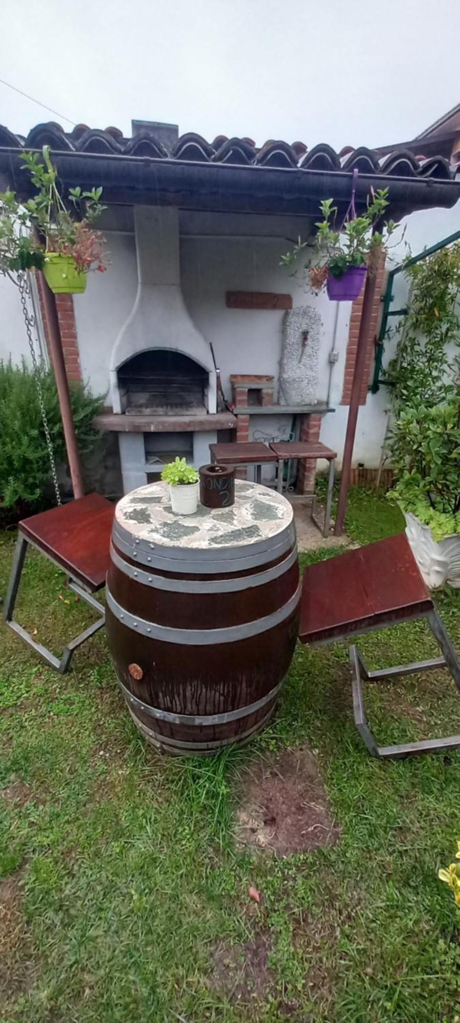Casa Appartamento Vacanze La Fermata Delle Rondini Castello di Annone Exteriér fotografie